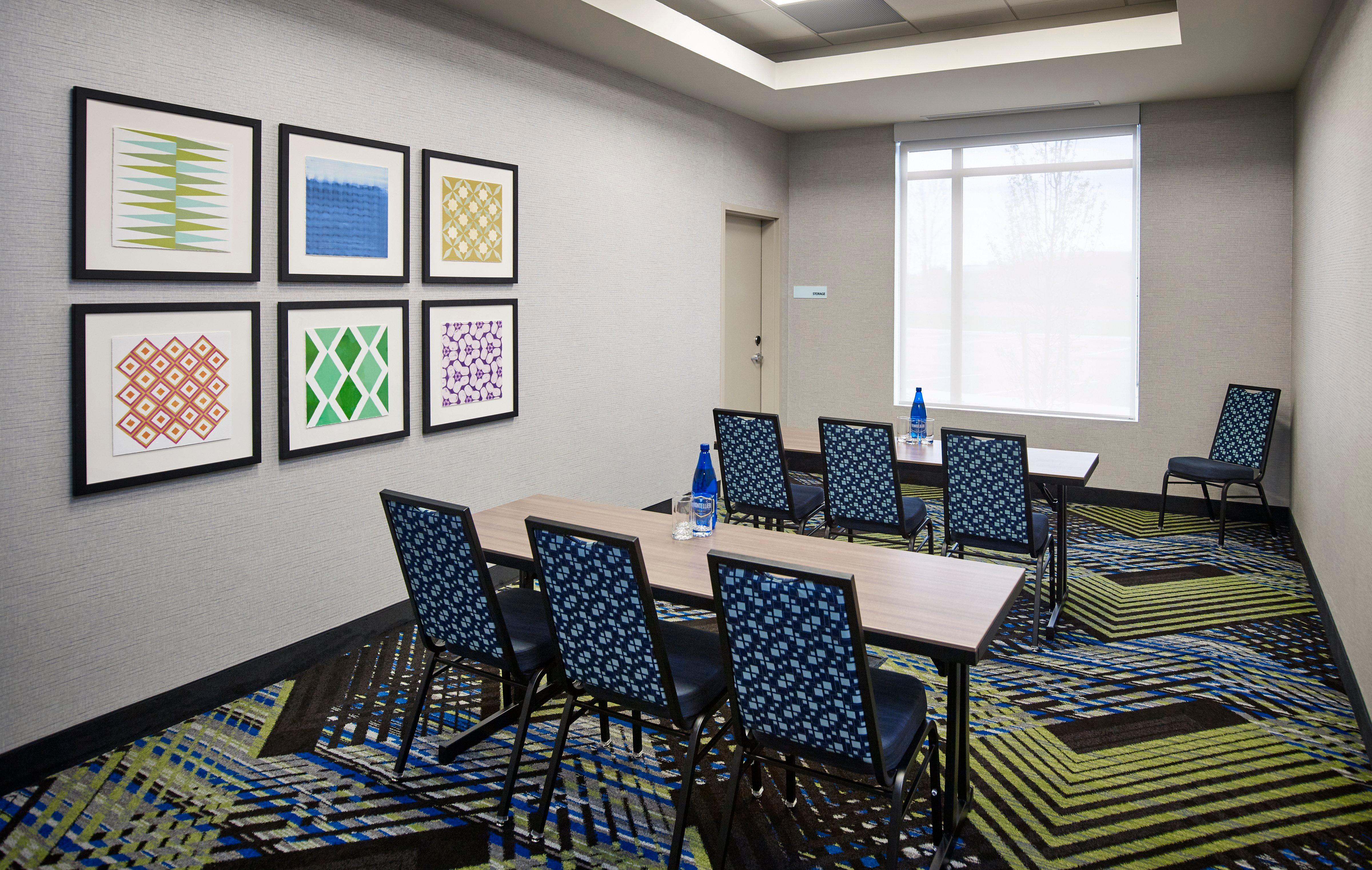 Holiday Inn Express Niagara-On-The-Lake By Ihg Exterior photo