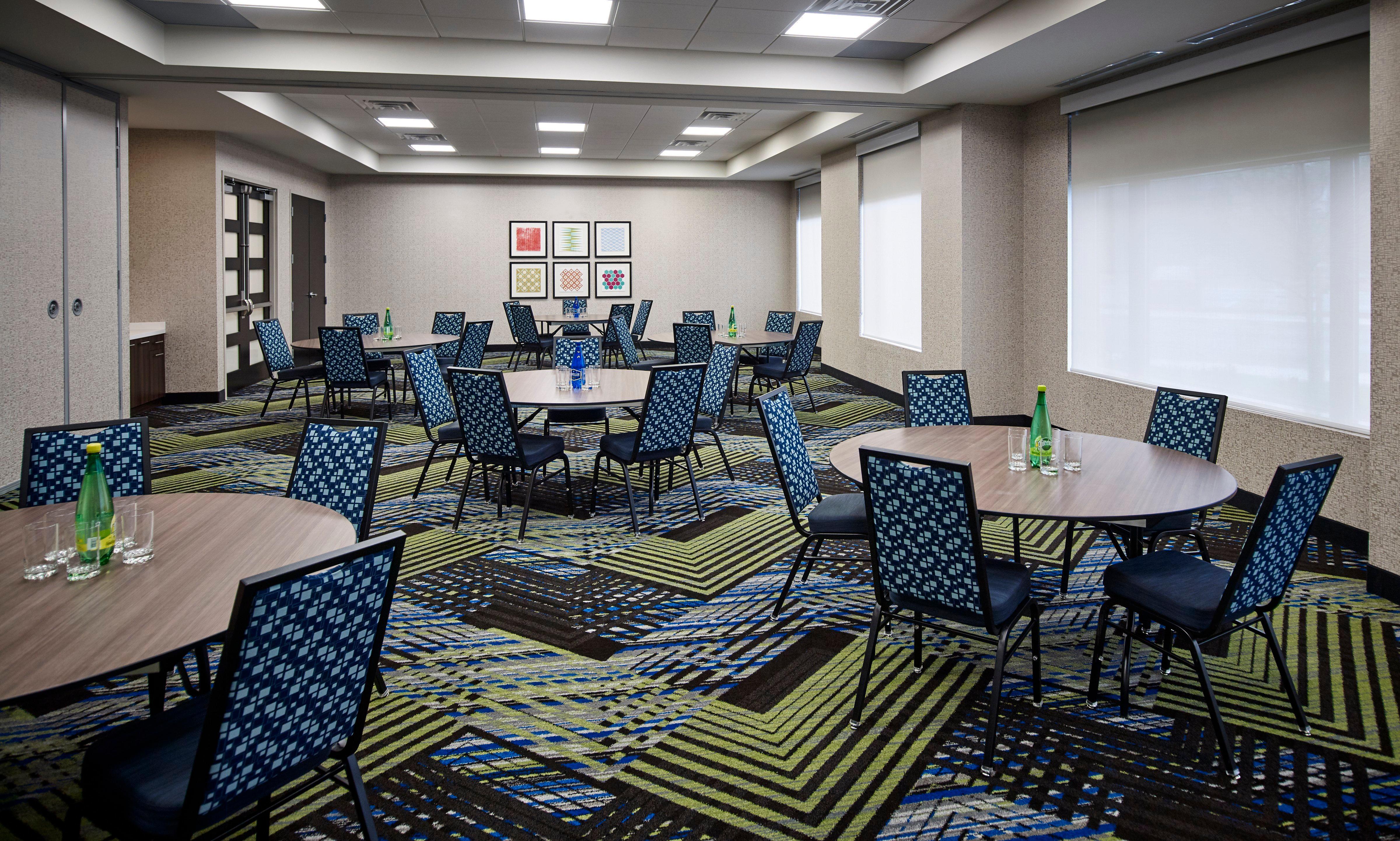Holiday Inn Express Niagara-On-The-Lake By Ihg Exterior photo